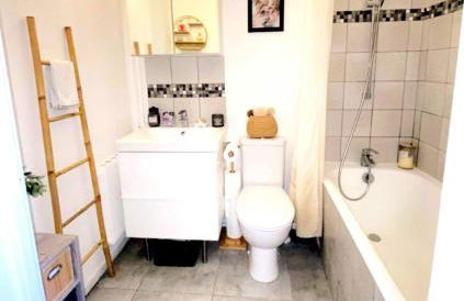 HYPER CENTRE Gare RER A 250m Paris 20min - Foto 7