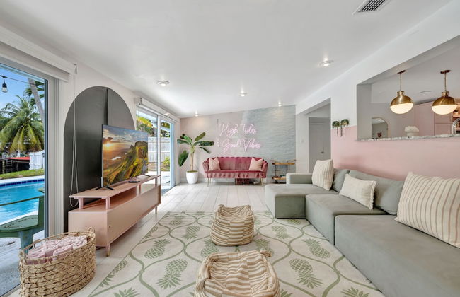 Poolside Paradise Dock & Pool! - Foto 18