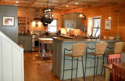 Immaculate Cabin Rental with a Hot Tub next to Lake Pend Oreille in Bonner County, Idaho - Foto 32