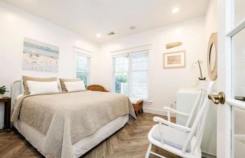 Beachfront Haven - Sunset Views - Hot Tub - BBQ - Family Friendly - Foto 26