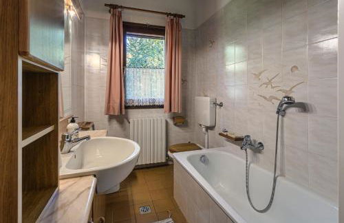 Villa Ferrari - Photo 25