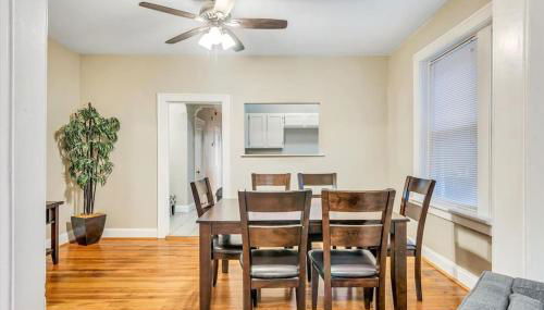 Tower Grove Getaway sleeps 8 - Foto 4