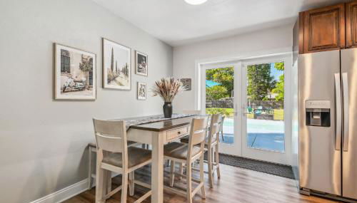 Tropical Retreat with Heated Pool & Firepit - Foto 3