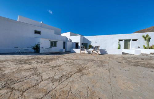 Casa Amaris - Award-Winning Canarian House By Lanzarote Vacation Homes - Foto 50