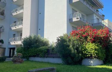 NORA House - Photo 8