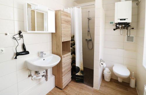 Zinnowitz Zum Bienenstock - Foto 8