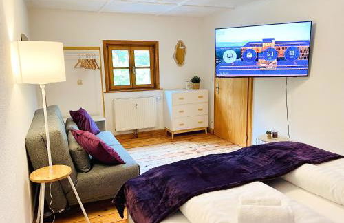 Belisima Apartments I Ferienwohnungen Fischbachau - Breitenstein I Region Schliersee I Historisch & Cozy mit Bergblick I 2 Schlafzimmer I Waschmaschine I Parkplatz I Nähe Supermarkt - Foto 6