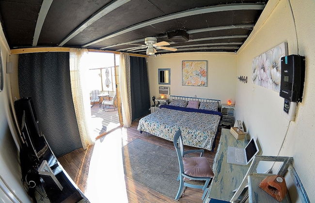 Unique off Grid Desert Retreat, California, USA - Photo 2