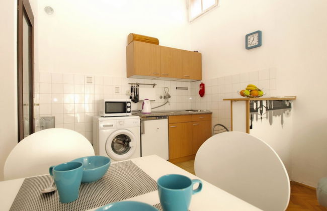 Apartment 1636 - Photo 8