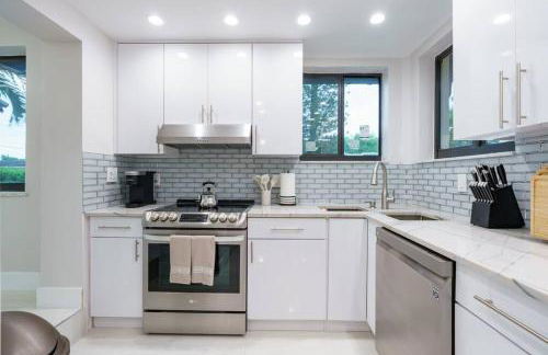 New Miami & Calle Ocho Home with Arcade! - Foto 11