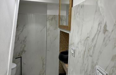 Canal View Boutique Apartment - Foto 28