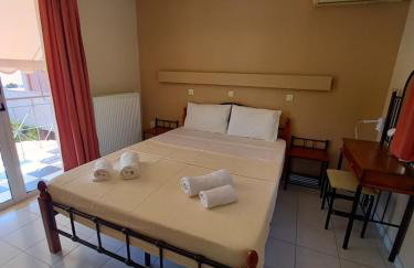 Stefanos Studios - Photo 26