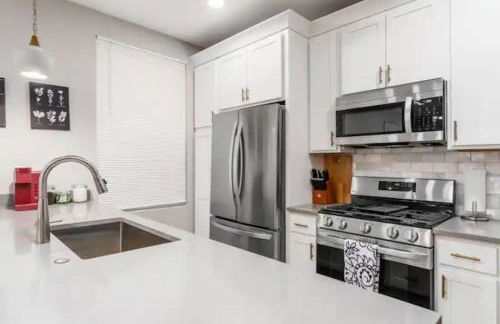 2 homes side by side downtown with fenced yard and hot tub - Foto 20