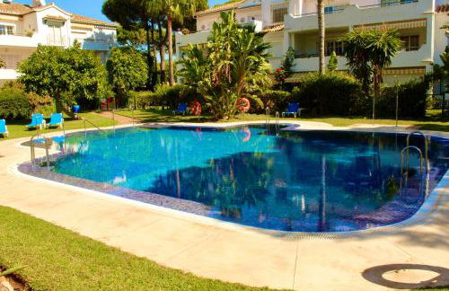 Apartment in El Presidente Beach Side New Golden Mile - Photo 34