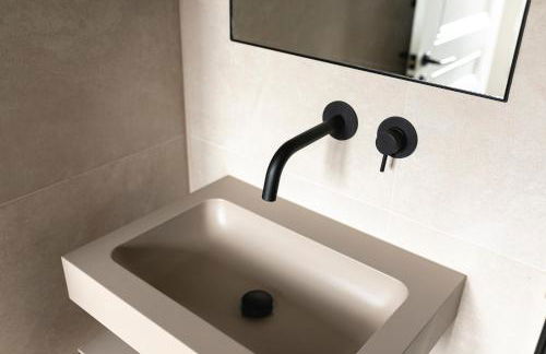 Skyvillion - COZY LARGE 4 & 1 Bed Apartments in London Enfield, Mins to Tube Station, Free Wi-Fi - Foto 39