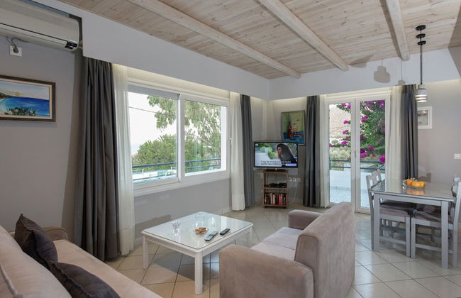 Beautiful Villa in Agia Paraskevi Samos - Photo 11