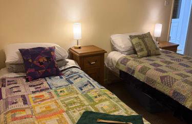 The Wright 1 bedroom place to stay large drive - Foto 4