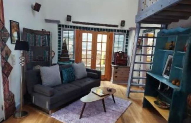 Boho hip bungalow in Old Bisbee - Photo 1