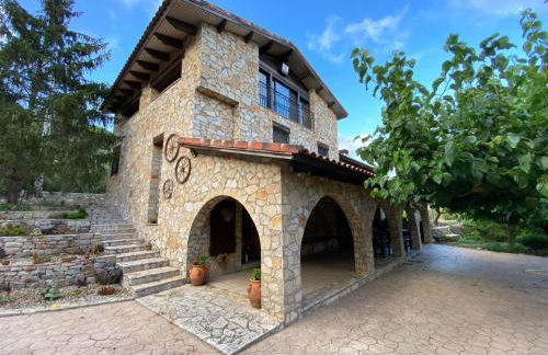 Masía de piedra con piscina - Foto 49