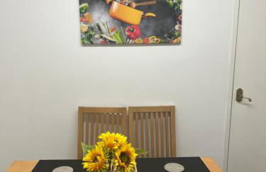 Abbey Wood Serviced Apartment 3BRH Free Wi-Fi Parking Tea and Coffee - Photo 18