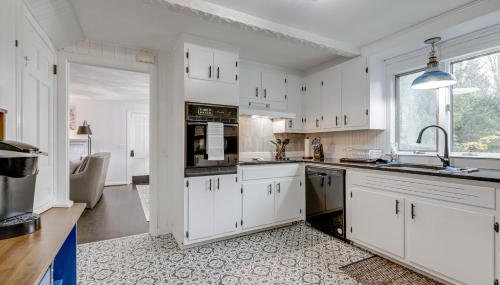 Thames River Fun! Sunny Retreat in Quaker Hill - Foto 5