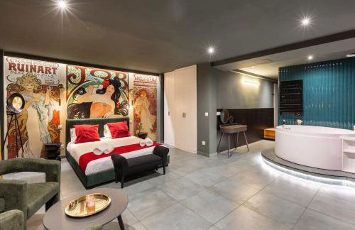 Arc de Triomphe Romantic SUITE Jacuzzi Emeraude - Foto 1