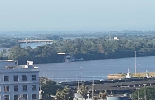 Santa Casa Ap moderno e espaçoso em frente à Santa Casa com garagem - Foto 13