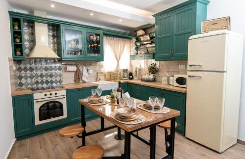 Stoa Luxury House with Unique Jacuzzi Room - Foto 3