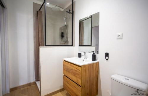 Le Carignan - 4 personnes - Proche des plages - Foto 6