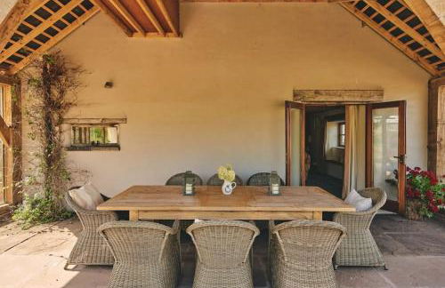 Luxury Spacious Country Home w/ Mountain Views - Photo 44