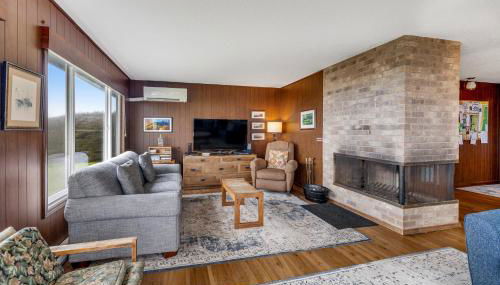 Water's Edge Oceanside Home - Photo 5