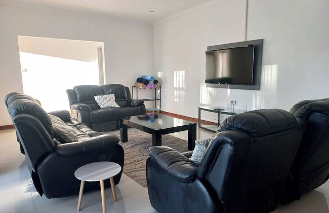 Comfortable and Luxurious Stay - Foto 10