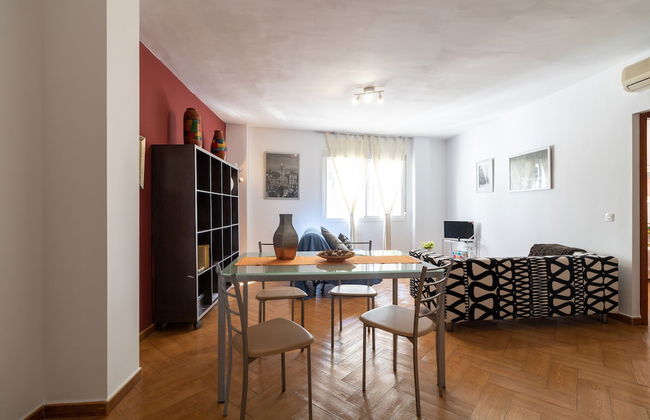 Sitito Escribano Apartment - Photo 67