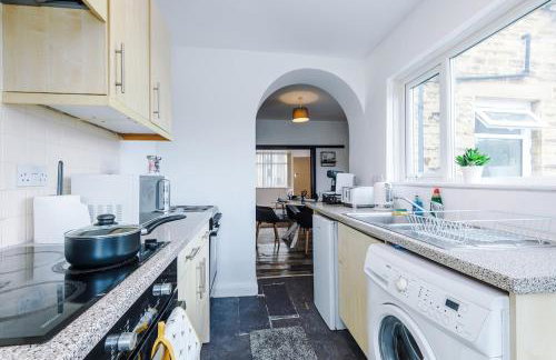 Charming 2 Bed House, Sleeps 6, Free parking, Contractors welcome - Foto 6