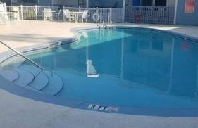 Quiet 2 bedroom condo on Gulf with pool and pond - Photo 26