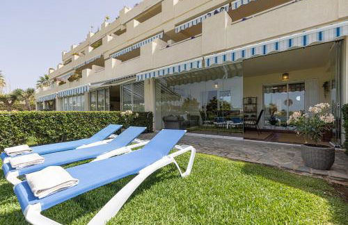 La Cala gorgeous 2 bedroom apartment with stunning gardens, pools and sea views - Photo 28