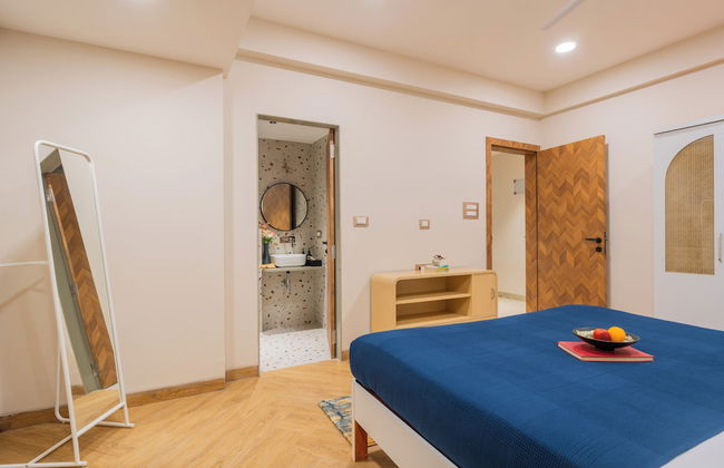 ELIVAAS Kamerios Verano 1 BHK with Pool - Photo 11