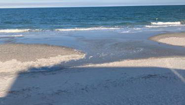COFFEE on THE BEACH WINE on THE MARSH DOCK - Foto 4