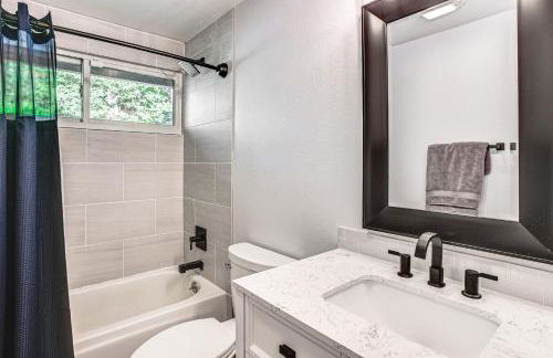 Golf, Hike, Dine and Relax Home in Port Orchard - Foto 17