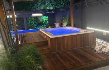 Casa térrea com acessibilidade em Juquehy com piscina climatizada e hidromassagem - Foto 1