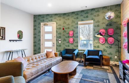 36 Guests on Music Row Bachelorette Suites Glam Room 5 Minutes to Downtown - Foto 44