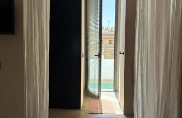 SUITES 9 MALAGA, three unique suites with private plunge pool - Photo 63