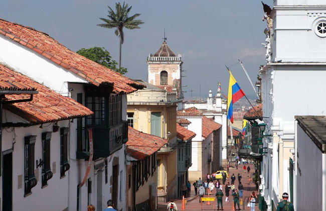 Visita guiada por Bogotá + Teléferico a Monserrate - Foto 8