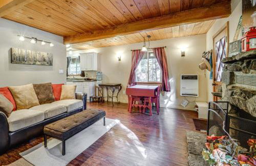 Near Slopes, Donner Lake and Trails! Woodsy Retreat - Foto 7