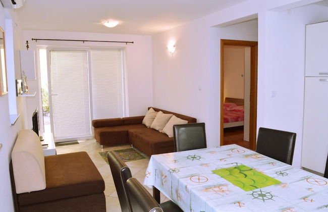 Apartment Sunshine - Photo 9