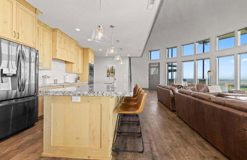 West Cabin- Yellowstone Family Retreat- Sled Hill - Foto 25