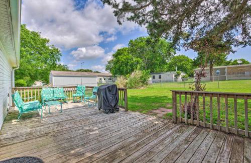 Cedar Creek Lake Access Retreat with Deck - Foto 21