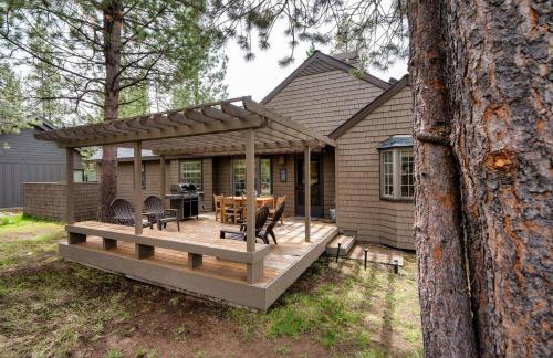 Spacious retreat 4BR AC, SHARC, Hot Tub, Games, Grill, Pets, Fireplace - Foto 10