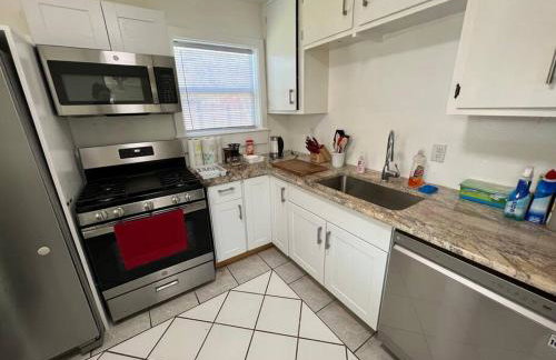 Modern 3-Bedroom Home with Cal-Kings Beds - Foto 3