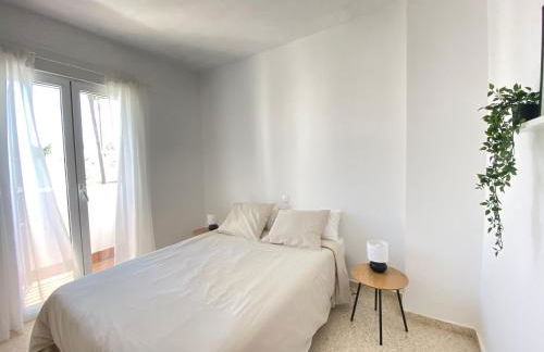 Townhouse w/sea view & garden - Photo 10